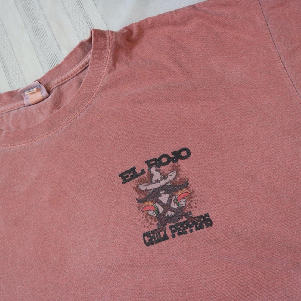 El Rojo Chili Peppers cropped shirt - Picture 3 of 8